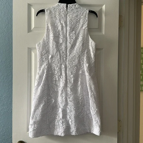 Lilly Pulitzer White Lace Dress with Gold Accents Size 12 - Picture 2 of 6